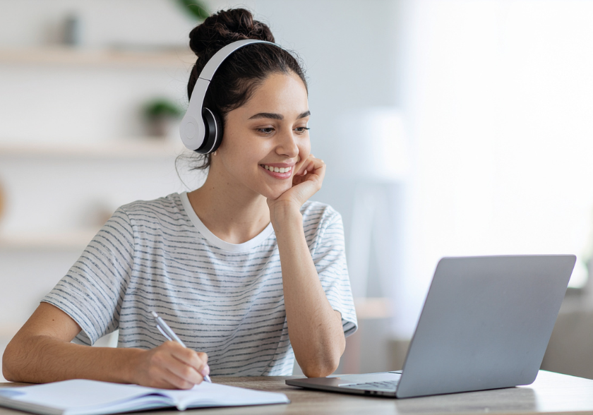 Além da Sala de Aula: Como o Ambiente da Sua Casa Impulsiona a Educação
